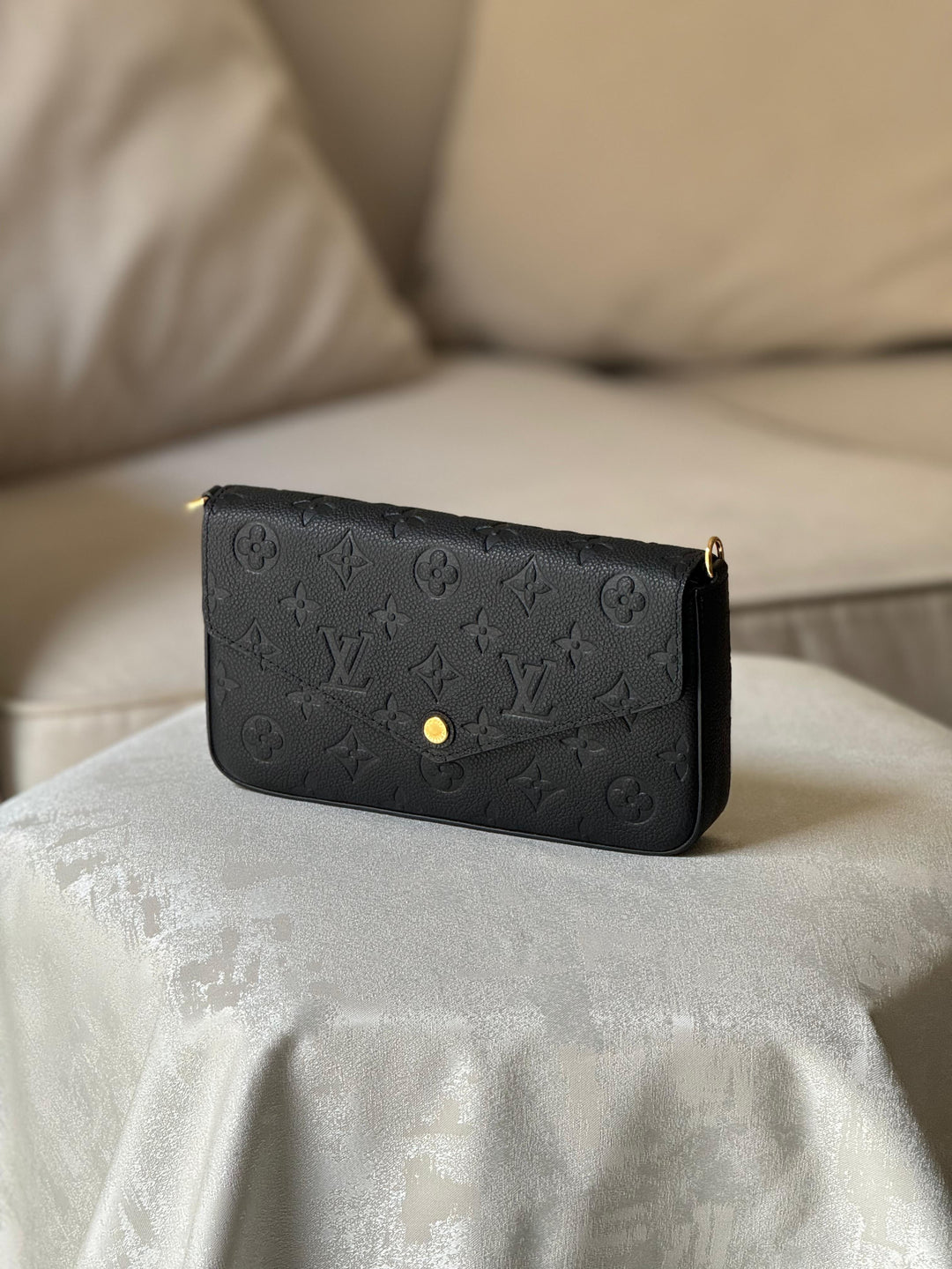 Wallets and card holders Lilly Onlines