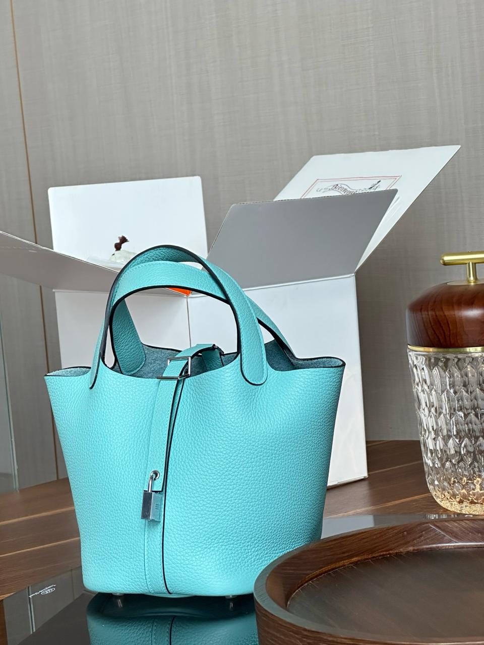 Ladies Hermes bags Lilly Onlines
