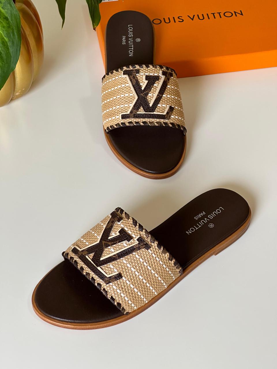 Ladies flats Lilly Onlines