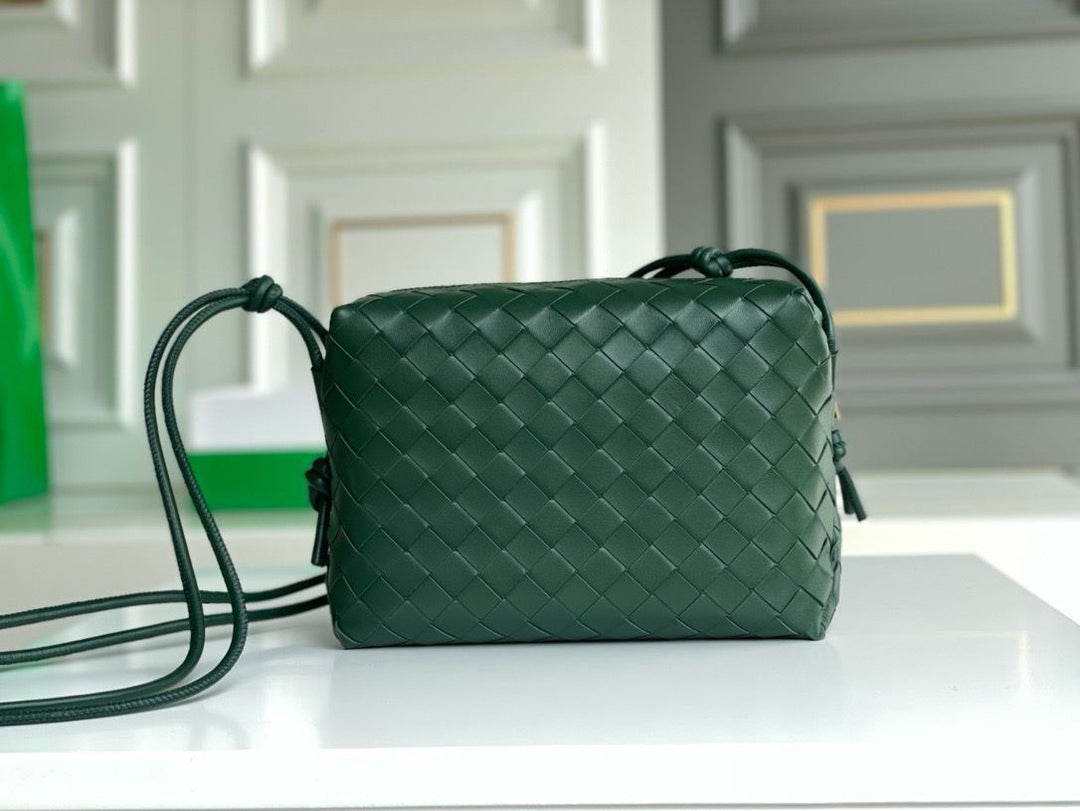 Ladies Bottega bags Lilly Onlines
