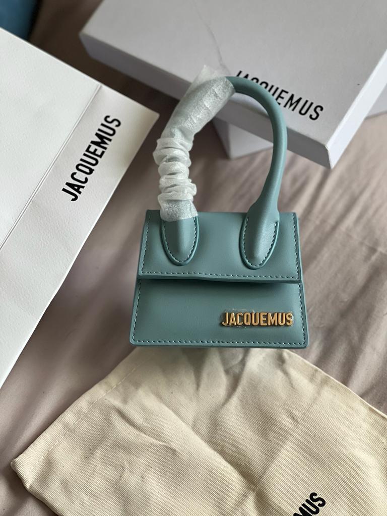 Ladies Jacquemus bags Lilly Onlines