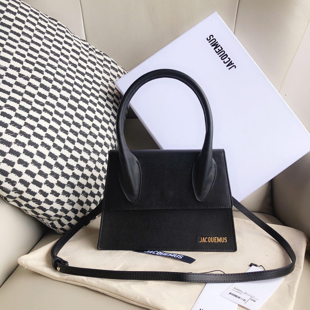 Ladies Jacquemus bags Lilly Onlines