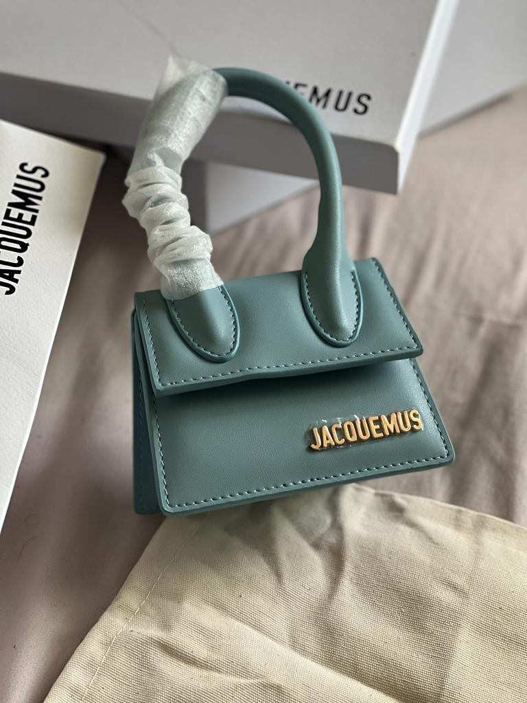 Ladies Jacquemus bags Lilly Onlines