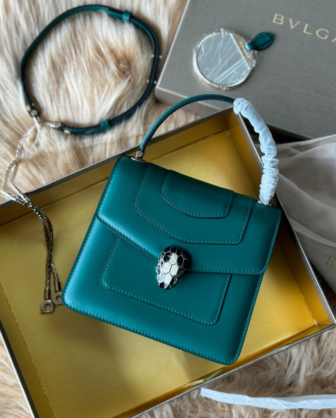 Ladies bvlgari bags Lilly Onlines