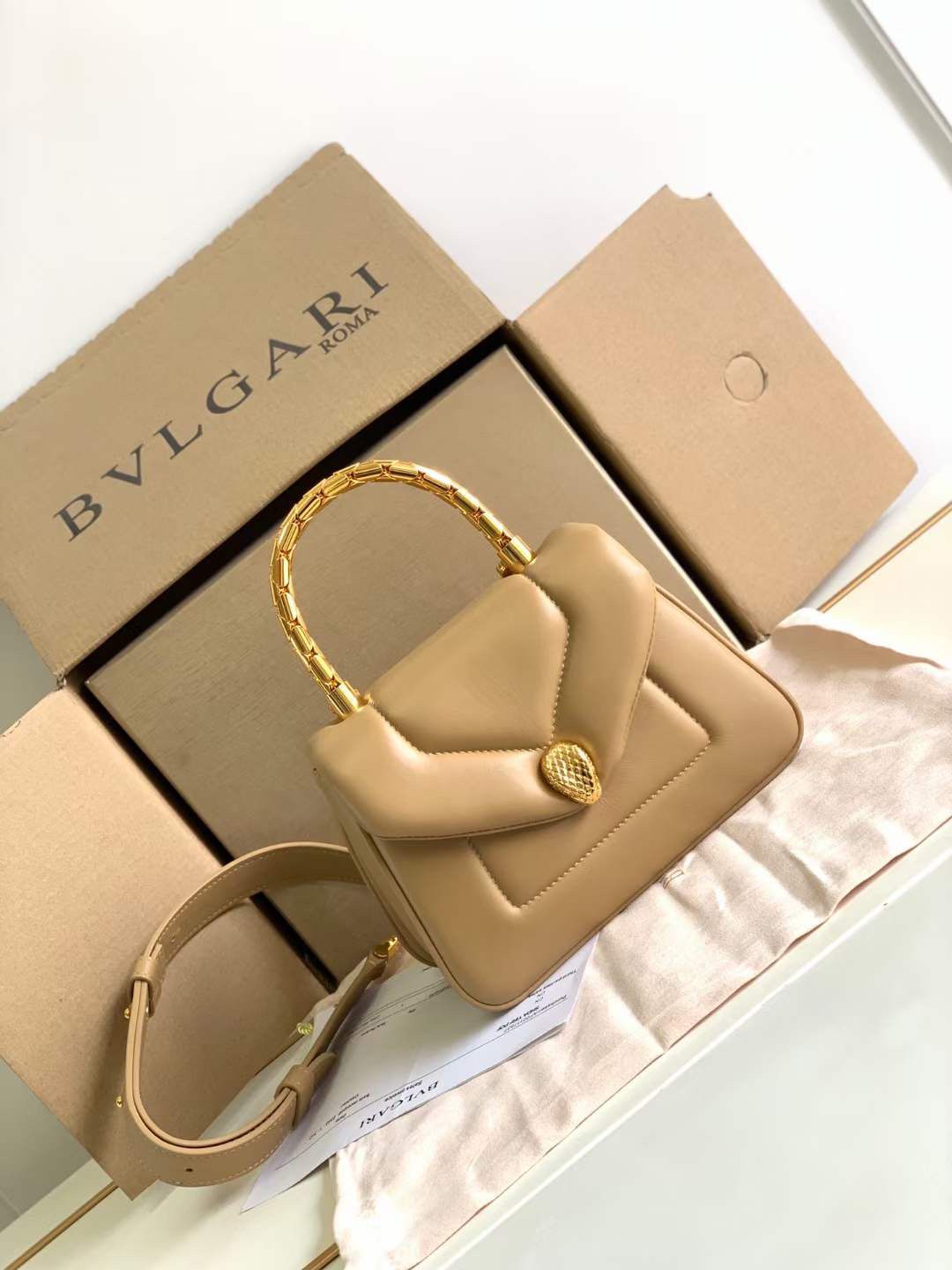 Ladies bvlgari bags Lilly Onlines