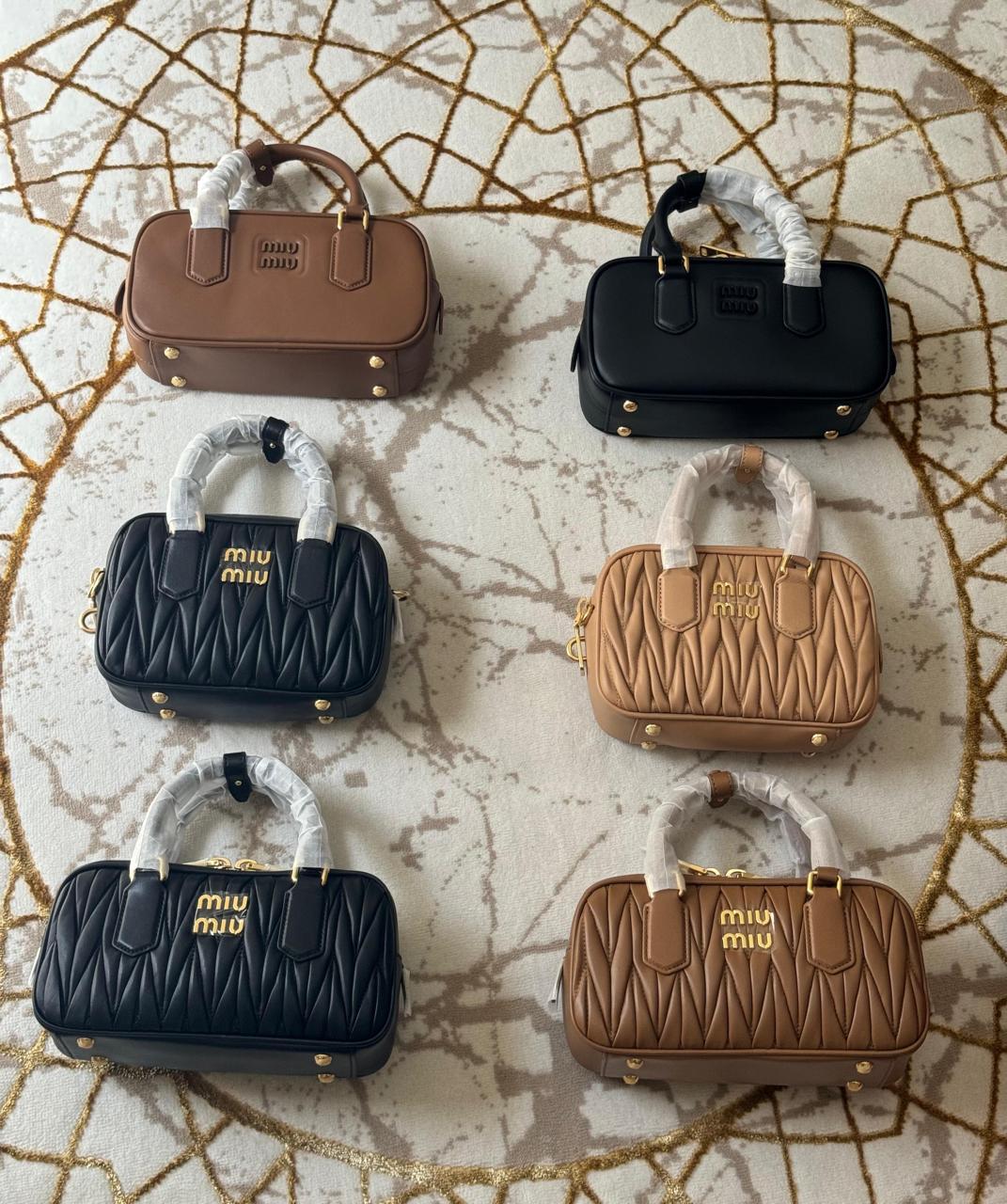 Ladies MIU MIU bags Lilly Onlines