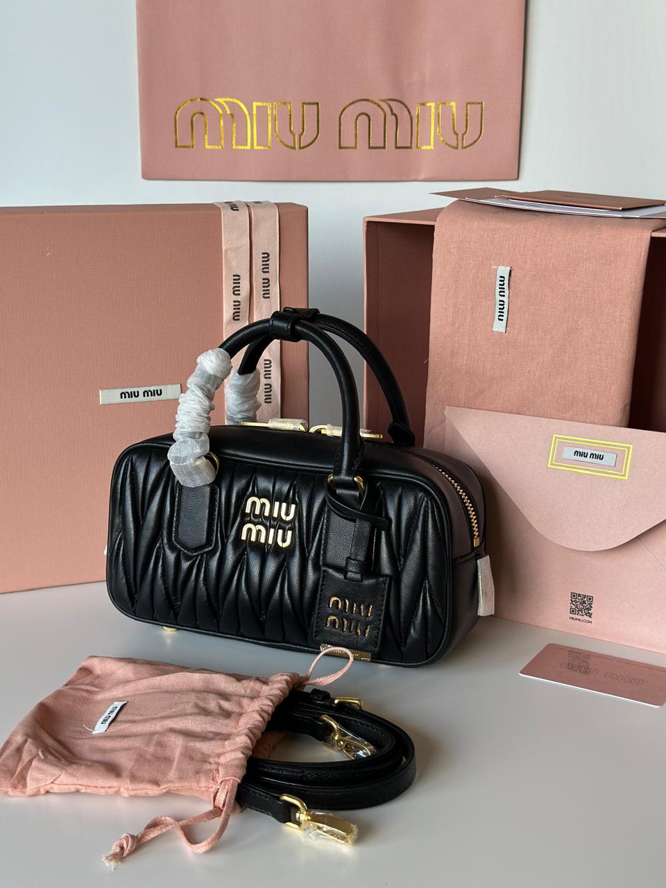 Ladies MIU MIU bags Lilly Onlines