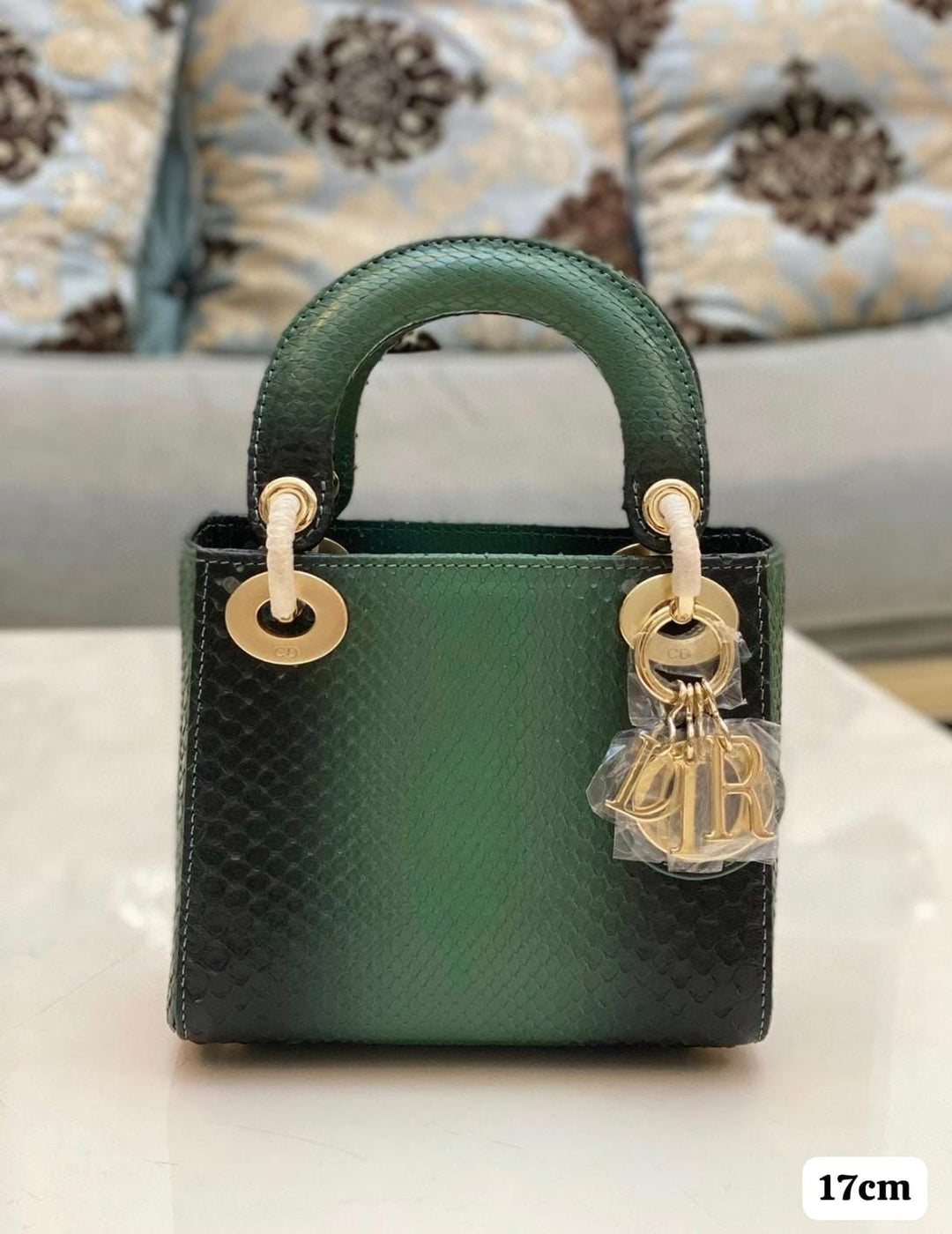 Ladies Dior bags Lilly Onlines