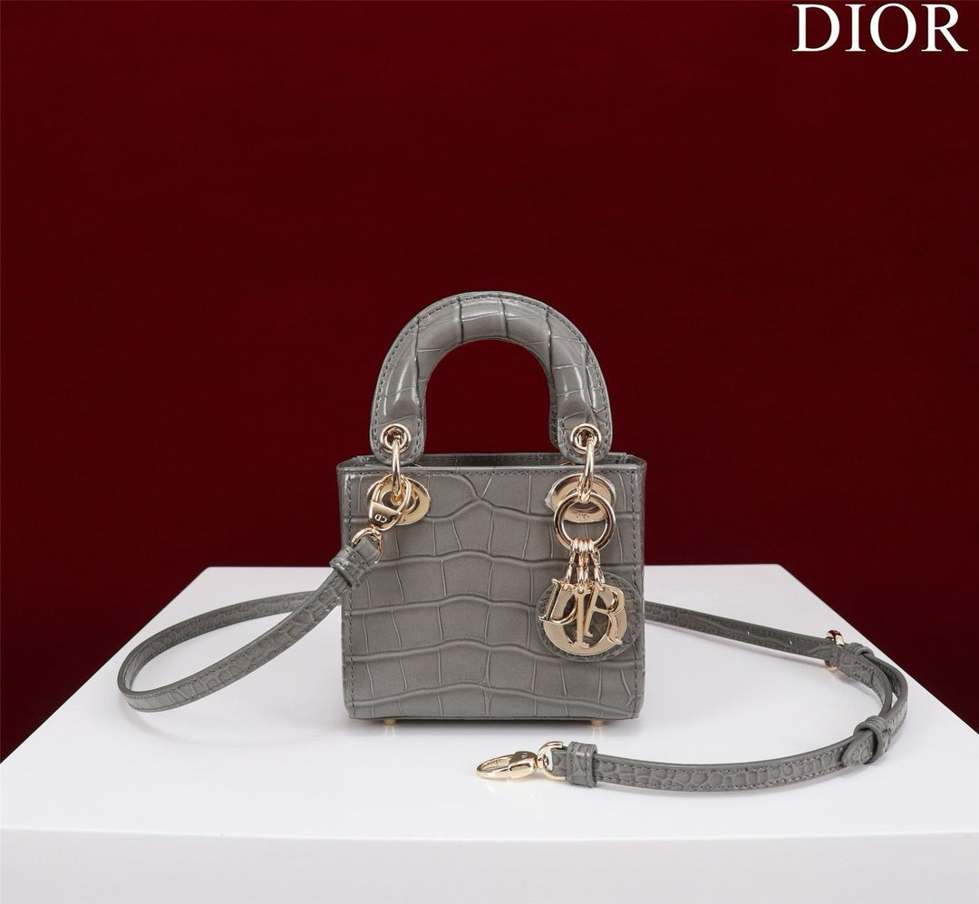 Ladies Dior bags Lilly Onlines