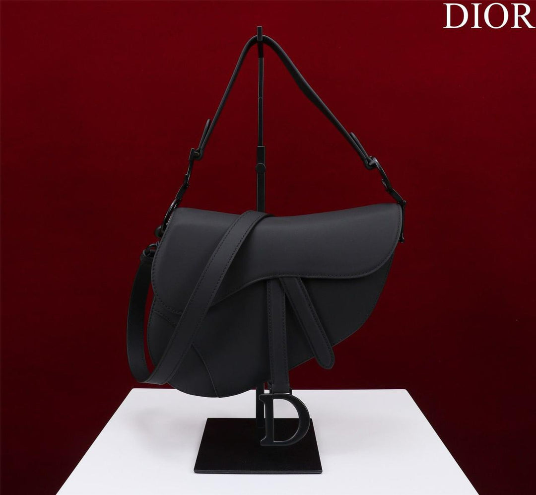 Ladies Dior bags Lilly Onlines