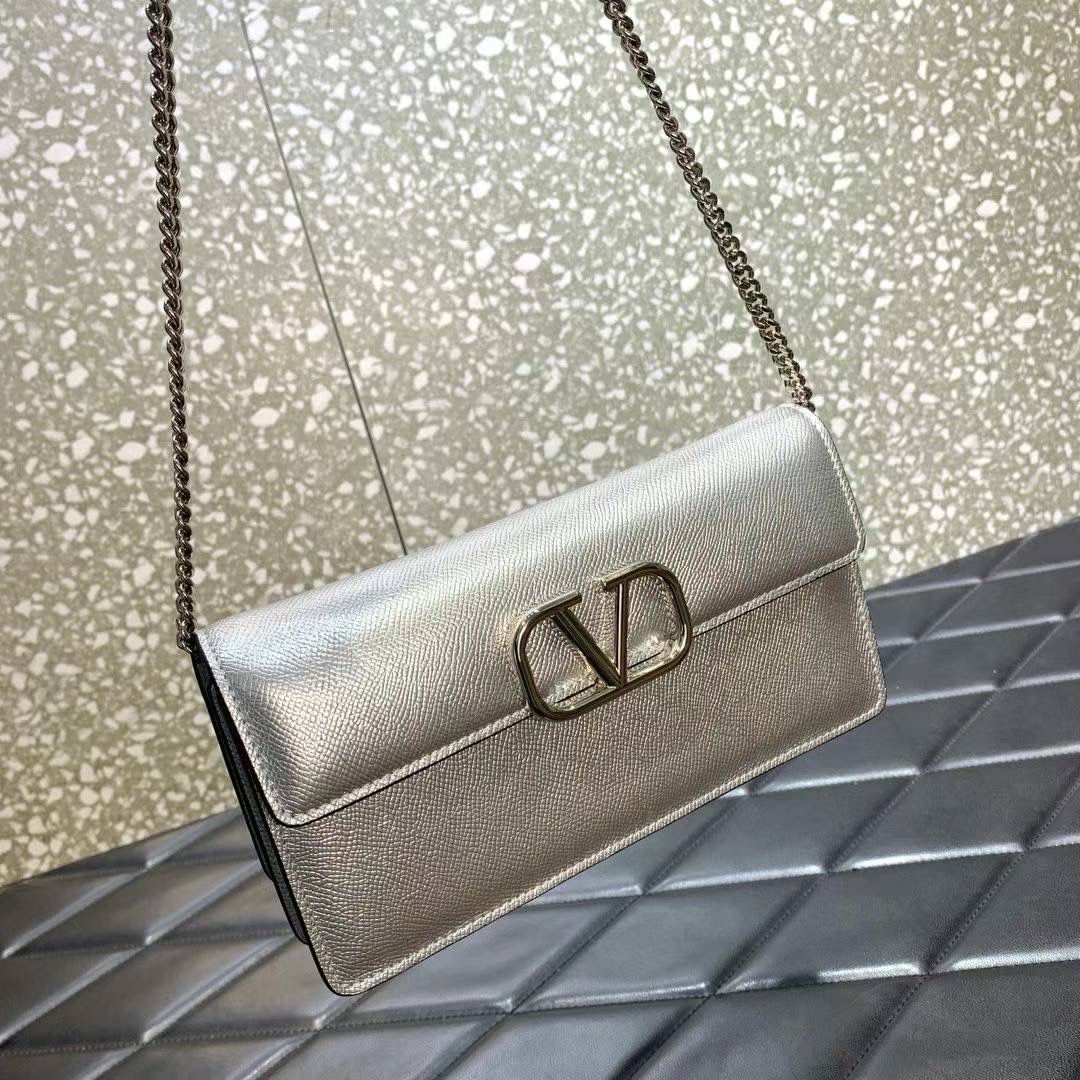 Ladies Valentino bags Lilly Onlines