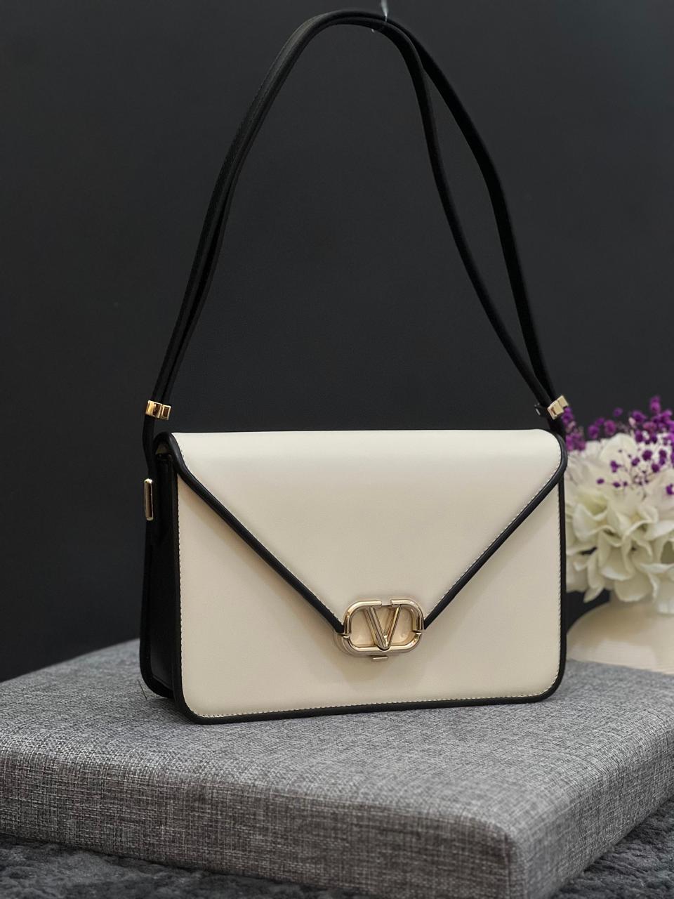 Ladies Valentino bags Lilly Onlines