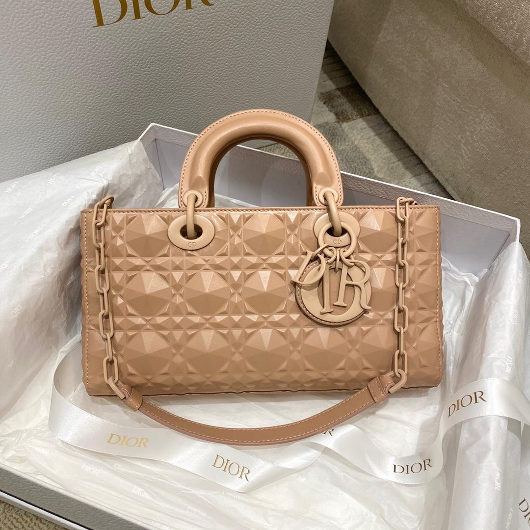 Ladies Dior bags Lilly Onlines