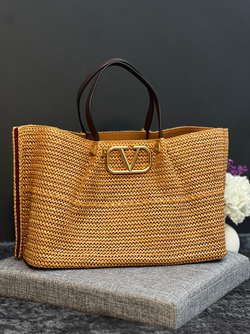 Ladies Valentino bags Lilly Onlines