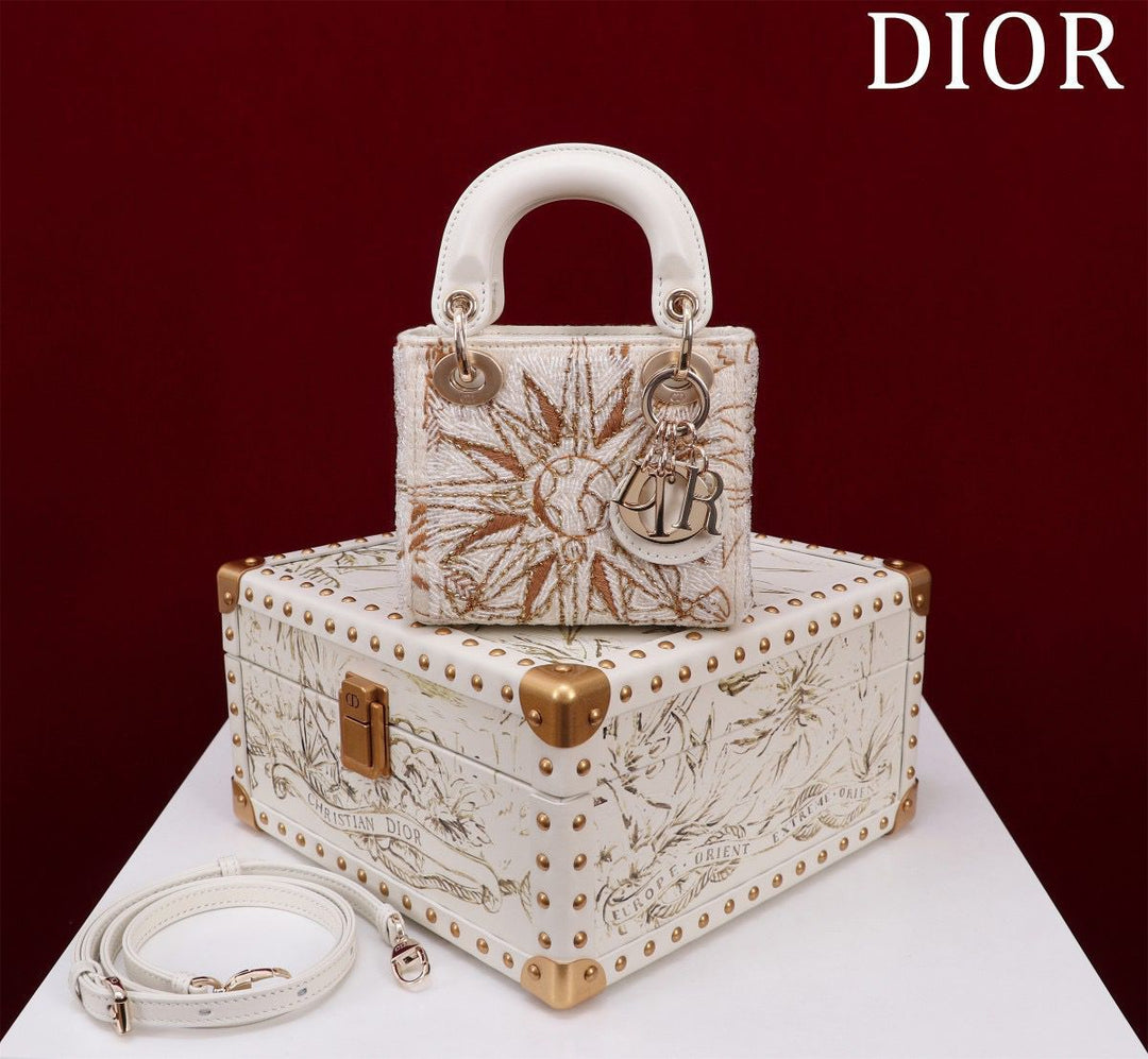 Ladies Dior bags Lilly Onlines