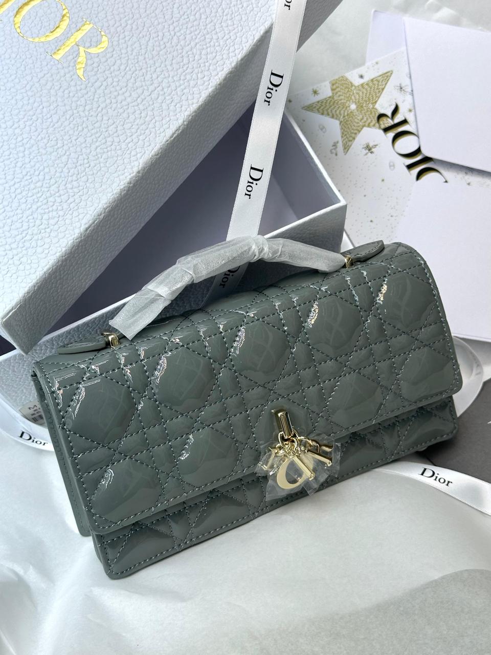 Ladies Dior bags Lilly Onlines