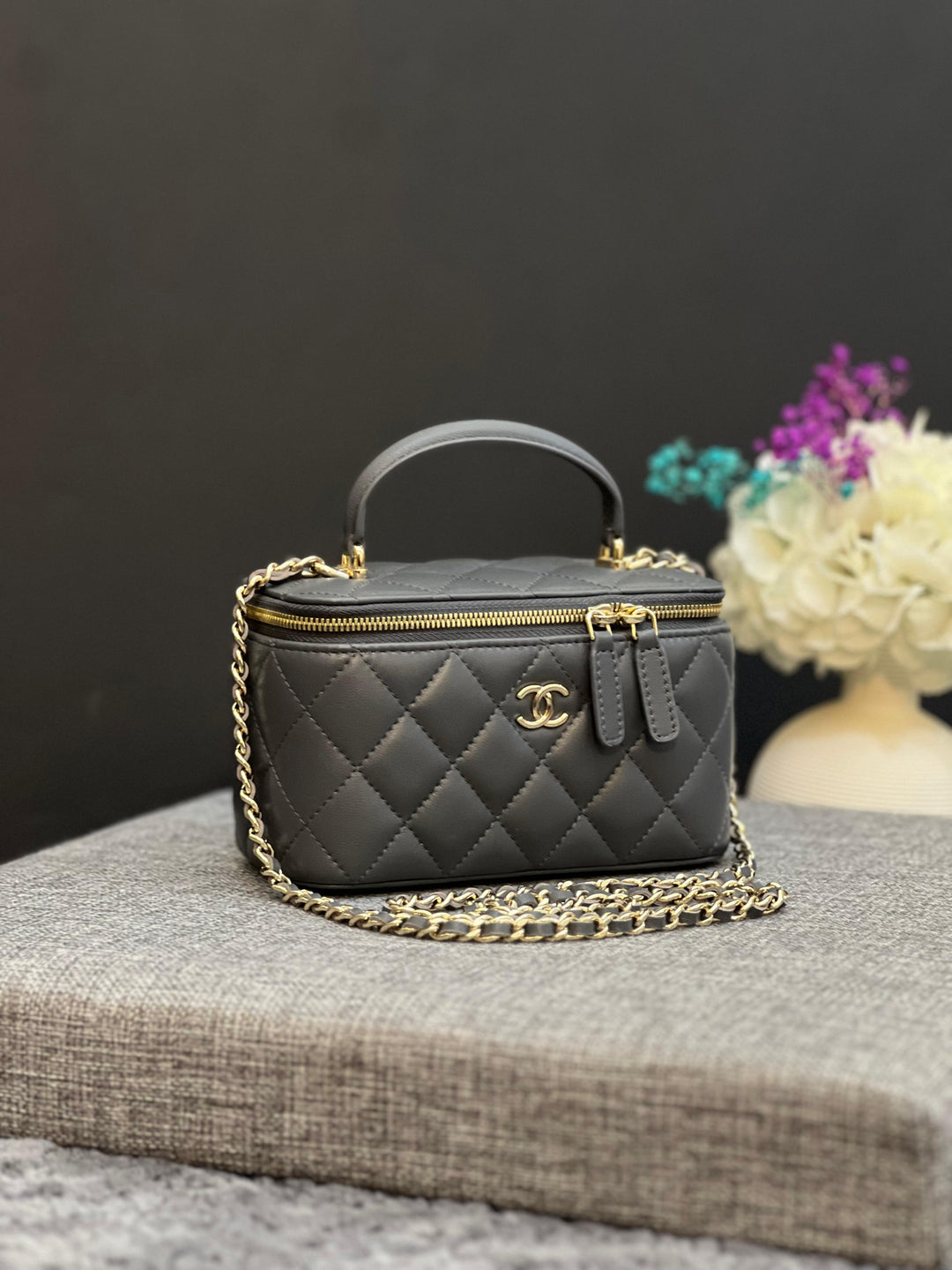Ladies Chanel bags Lilly Onlines