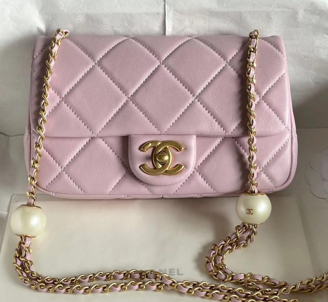 Ladies Chanel bags Lilly Onlines