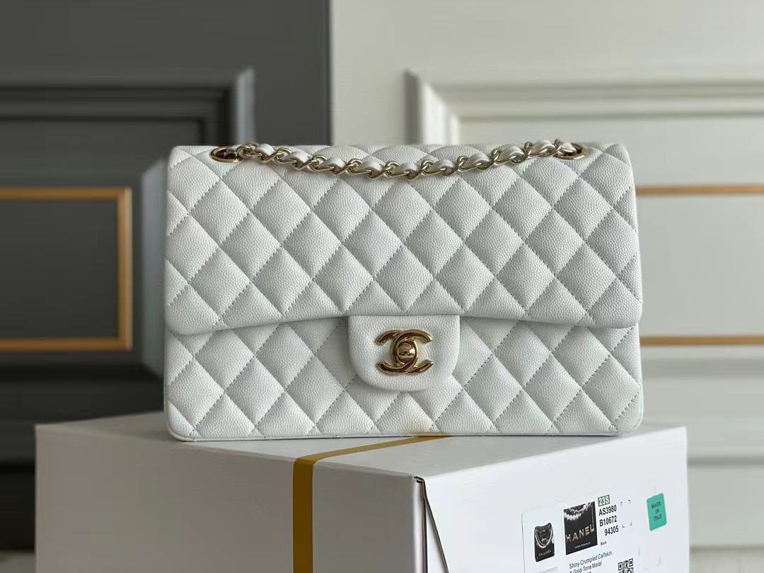 Ladies Chanel bags Lilly Onlines
