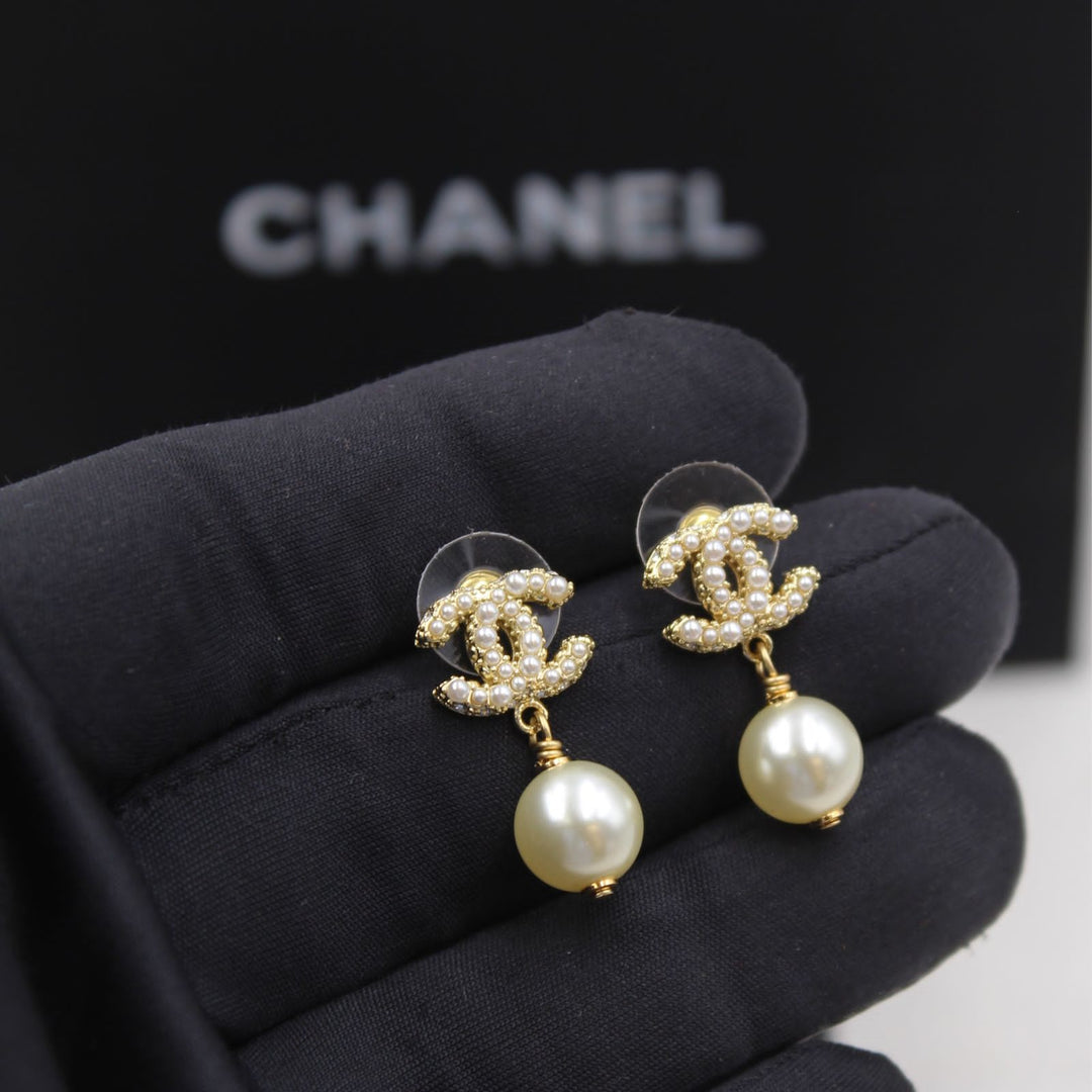 Ladies rings & earrings Lilly Onlines