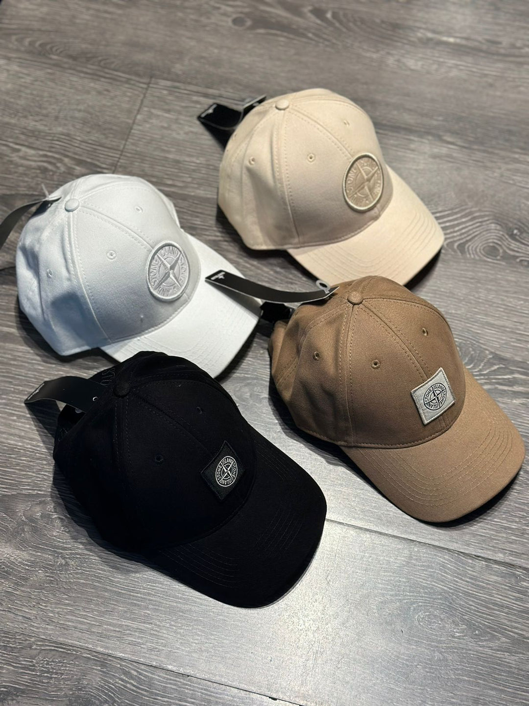 Men caps Lilly Onlines
