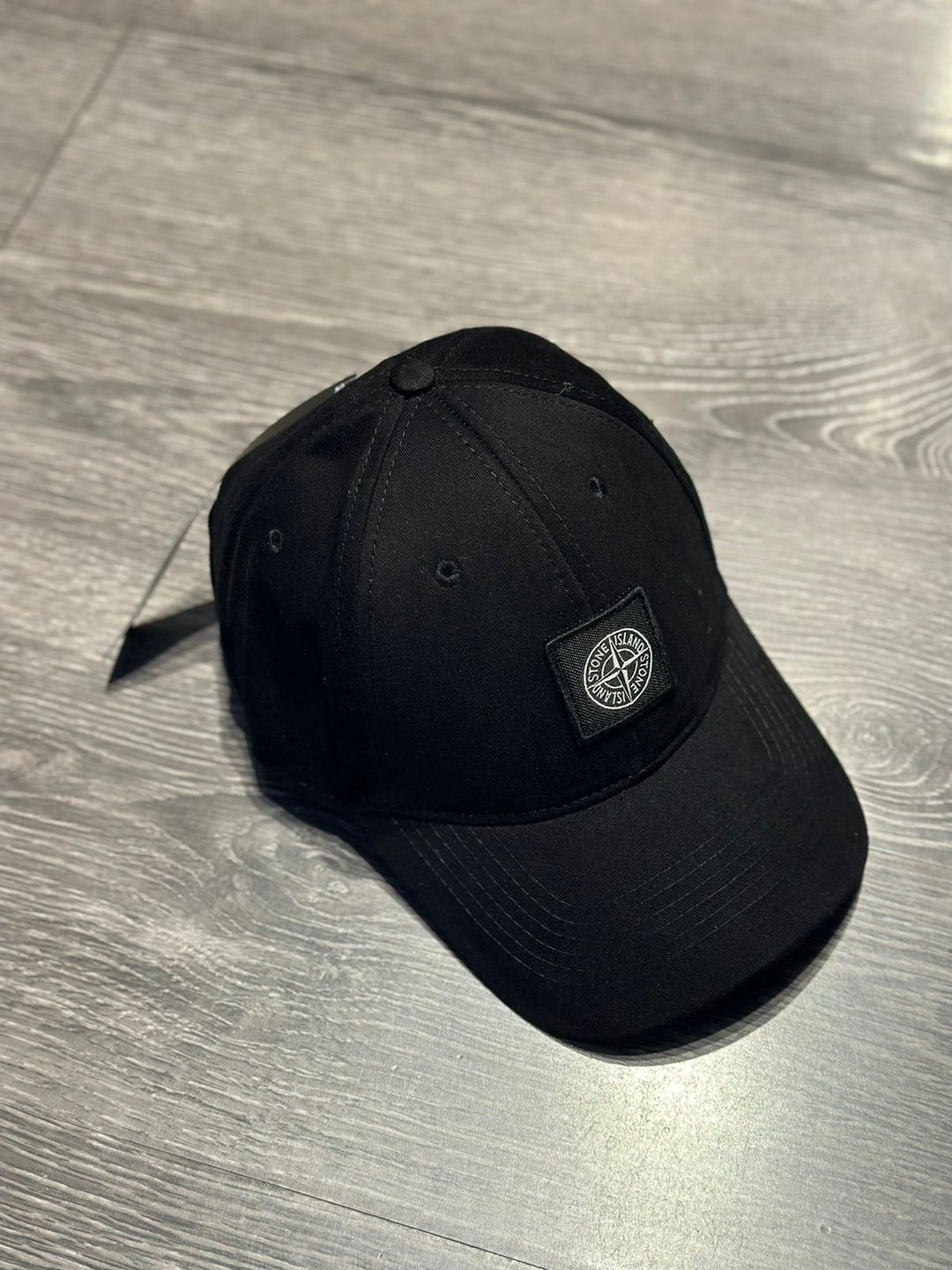 Men caps Lilly Onlines