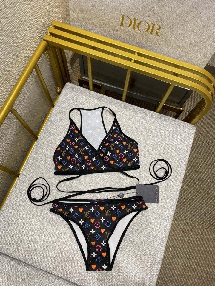Ladies bikini & swimsuits Lilly Onlines