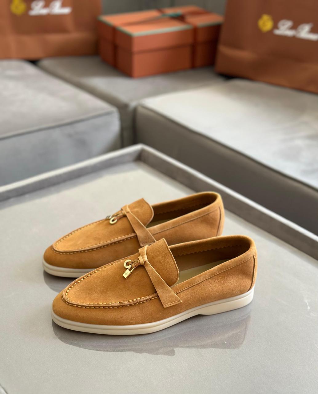 Ladies shoes & sneakers Lilly Onlines