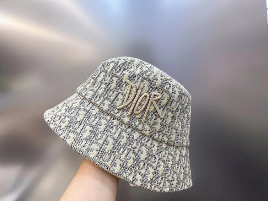 Ladies hats & caps Lilly Onlines