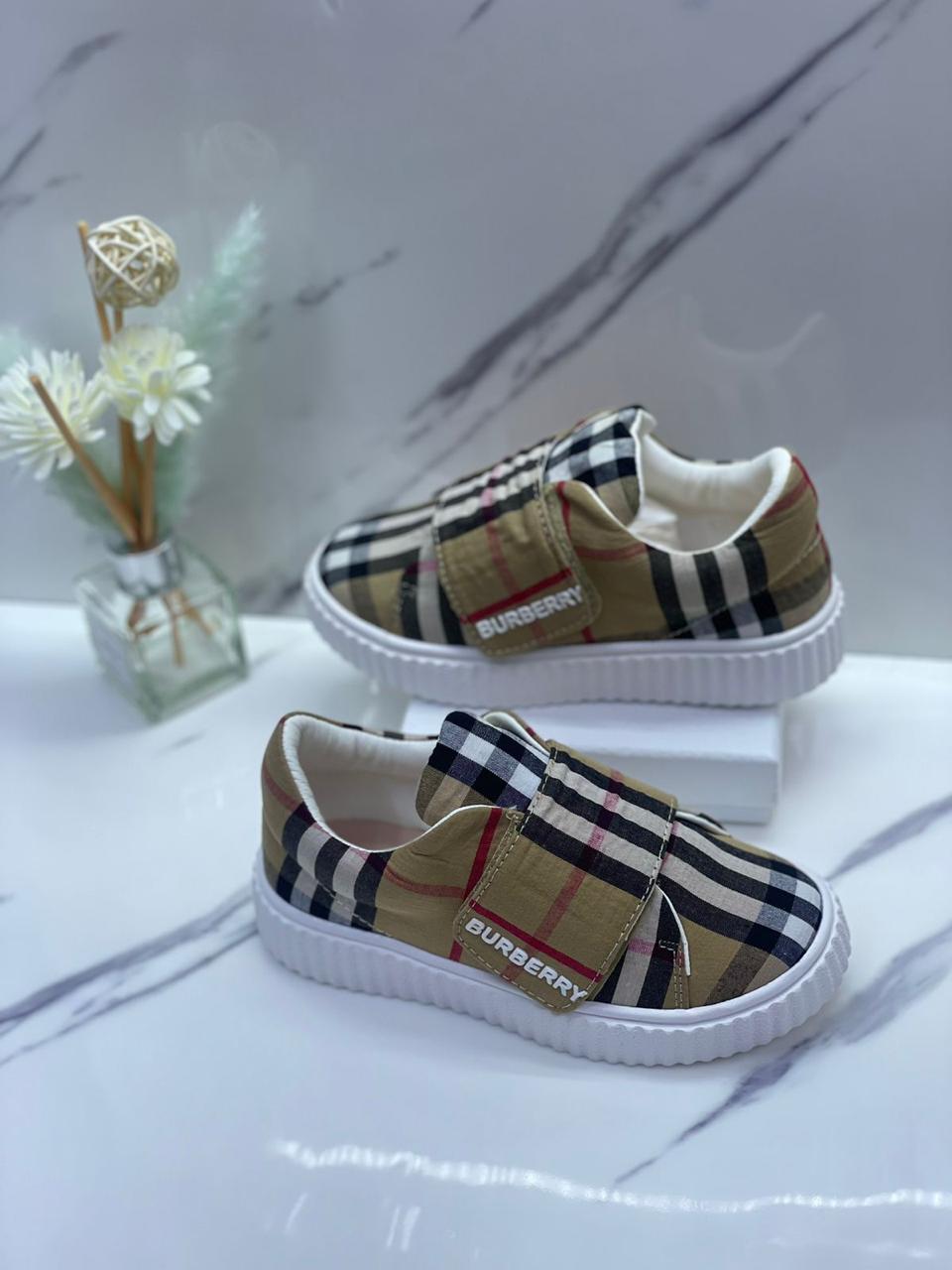 Kids shoes Lilly Onlines