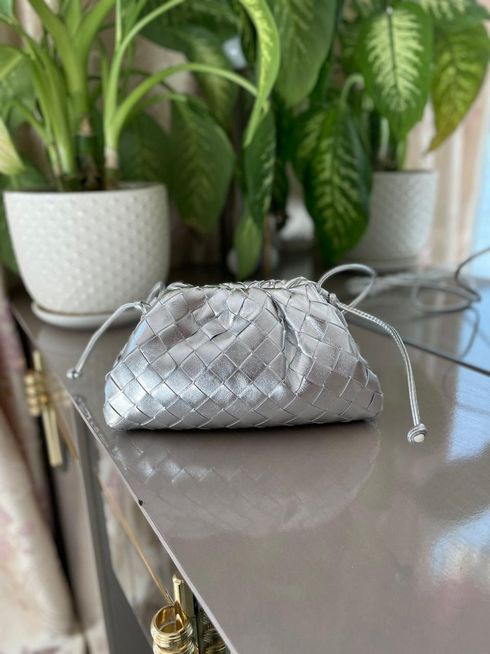 Ladies Bottega bags Lilly Onlines