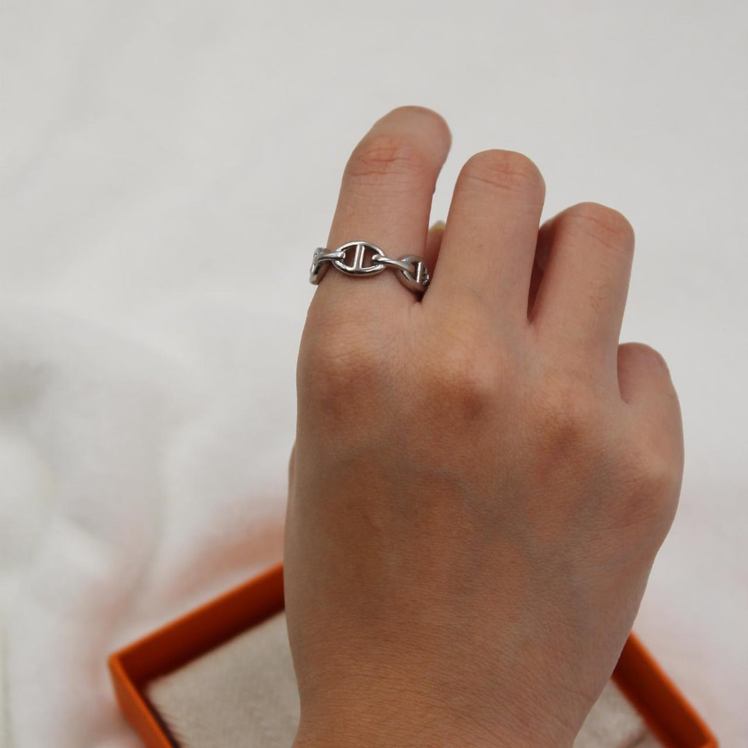 ladies rings & earrings Lilly Onlines