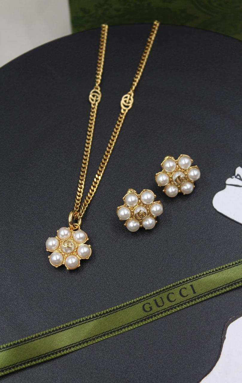 Ladies Jewlery set Lilly Onlines