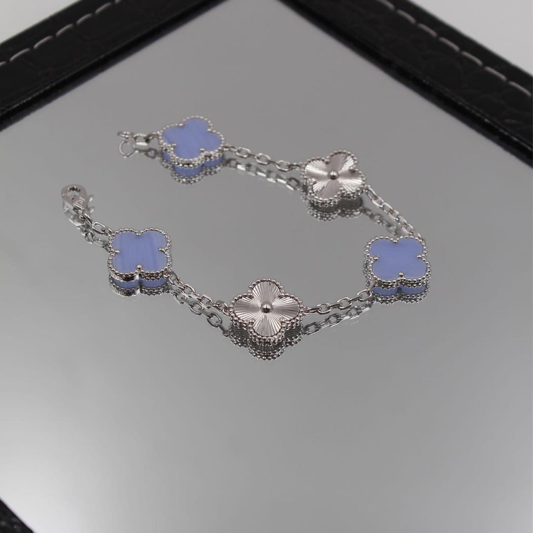 Ladies Bracelets & brooches Lilly Onlines