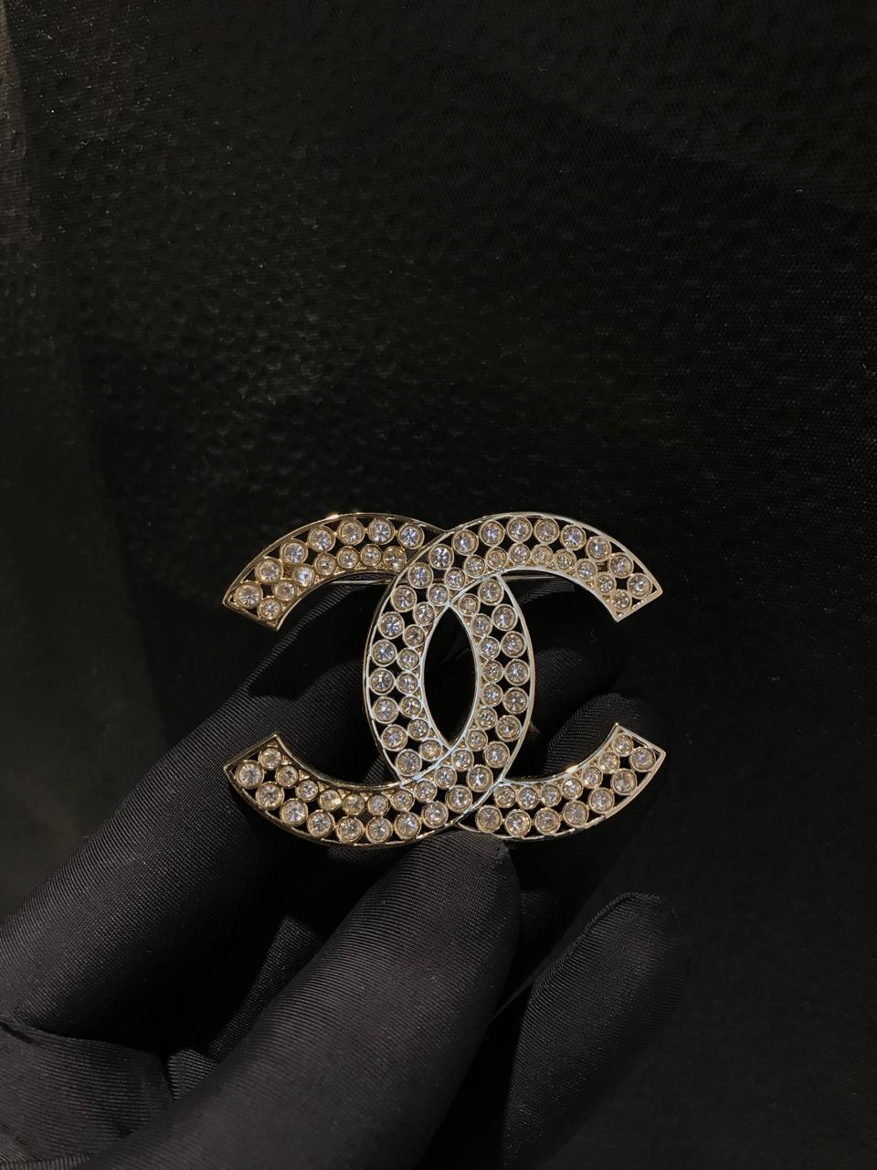 Ladies Bracelets & brooches Lilly Onlines