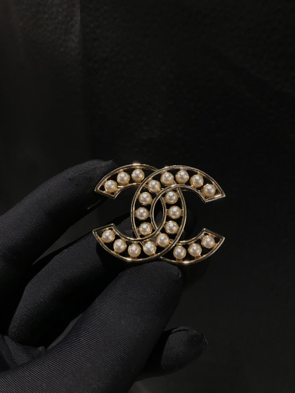 Ladies Bracelets & brooches Lilly Onlines