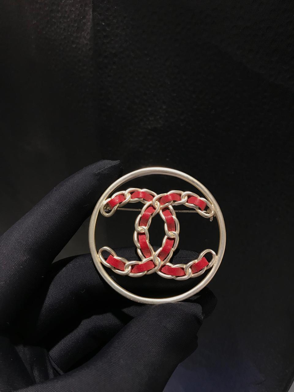 Ladies Bracelets & brooches Lilly Onlines