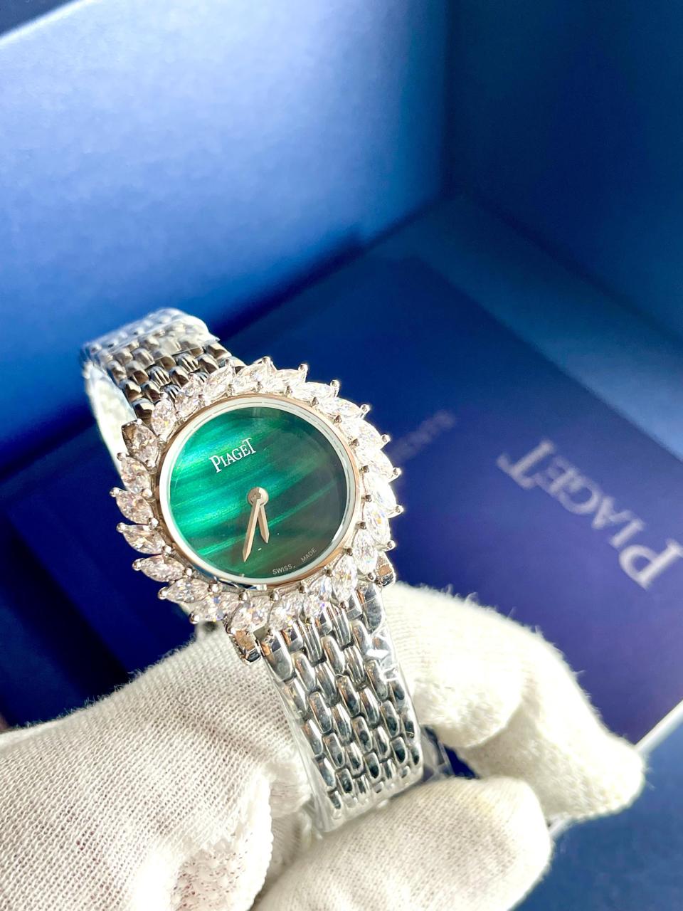 Ladies watch Lilly Onlines