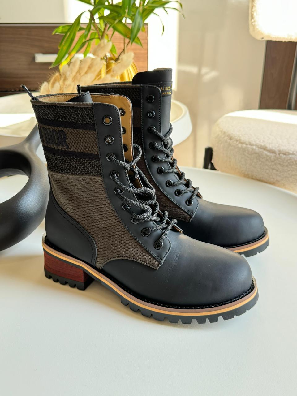 Ladies boots Lilly Onlines