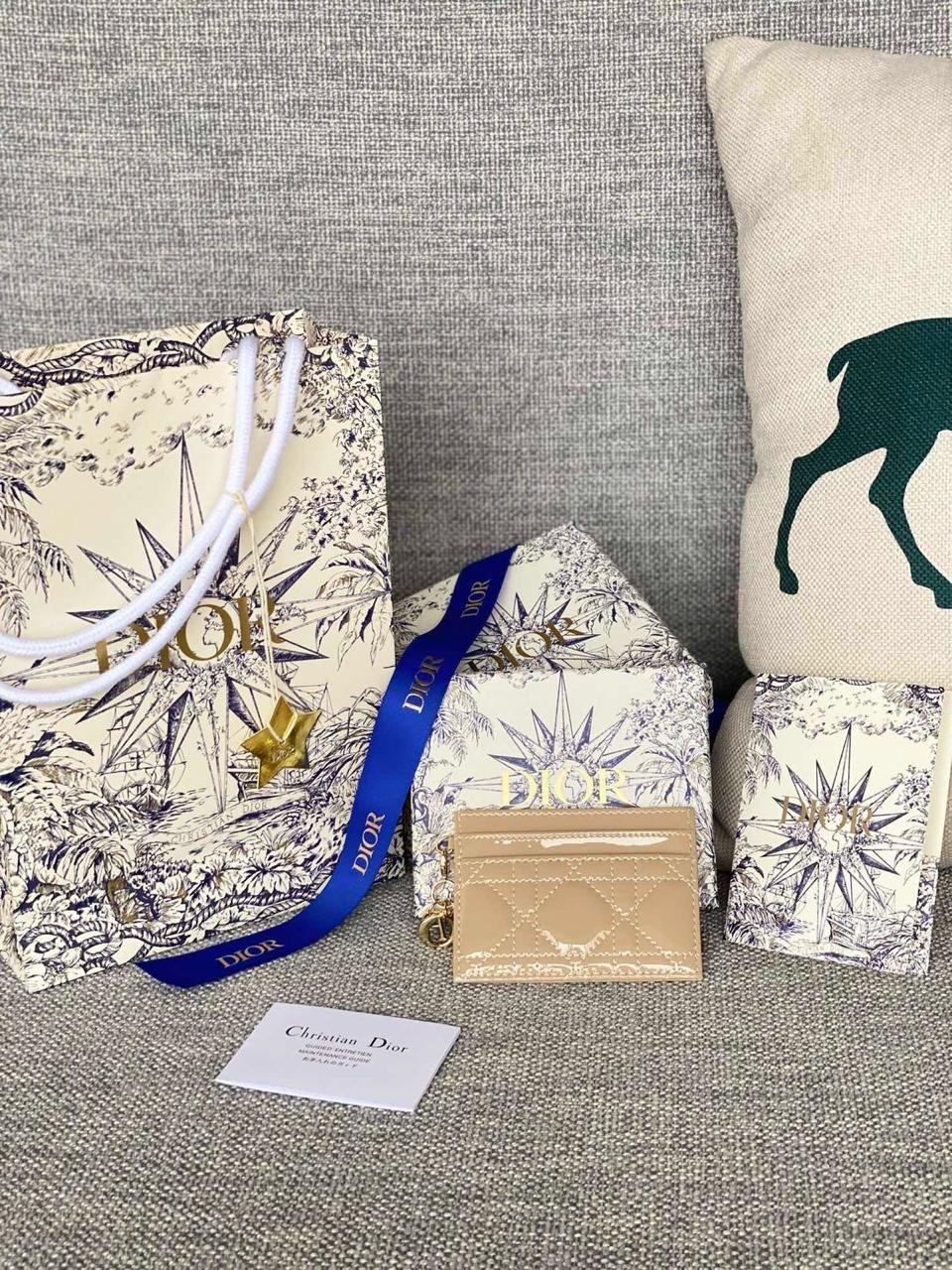 Wallets & card holders Lilly Onlines