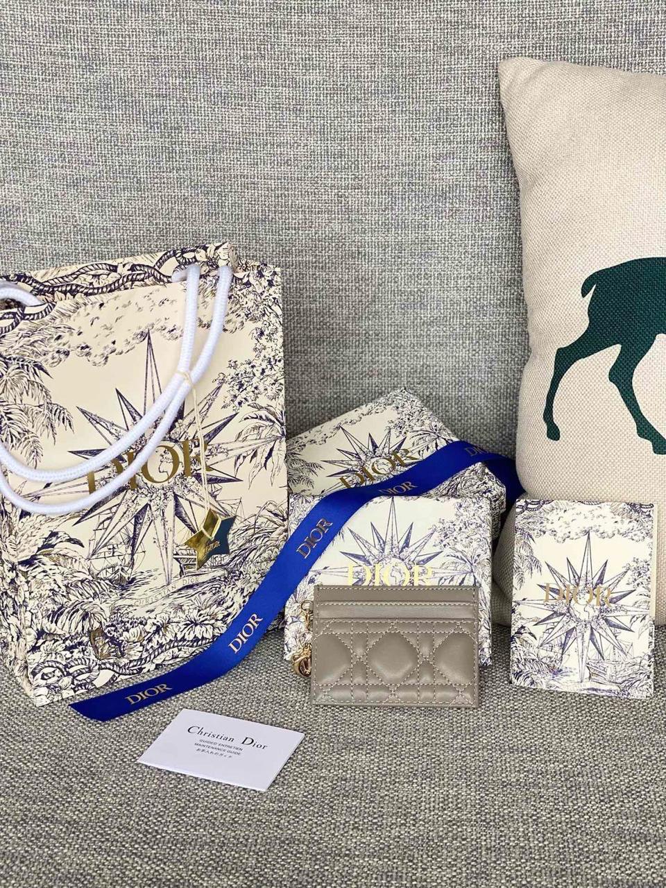 Wallets & card holders Lilly Onlines