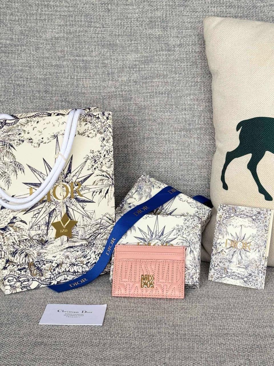 Wallets & card holders Lilly Onlines
