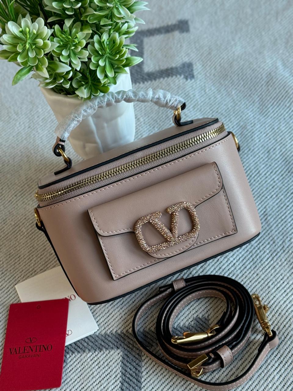 Ladies Valentino bags Lilly Onlines