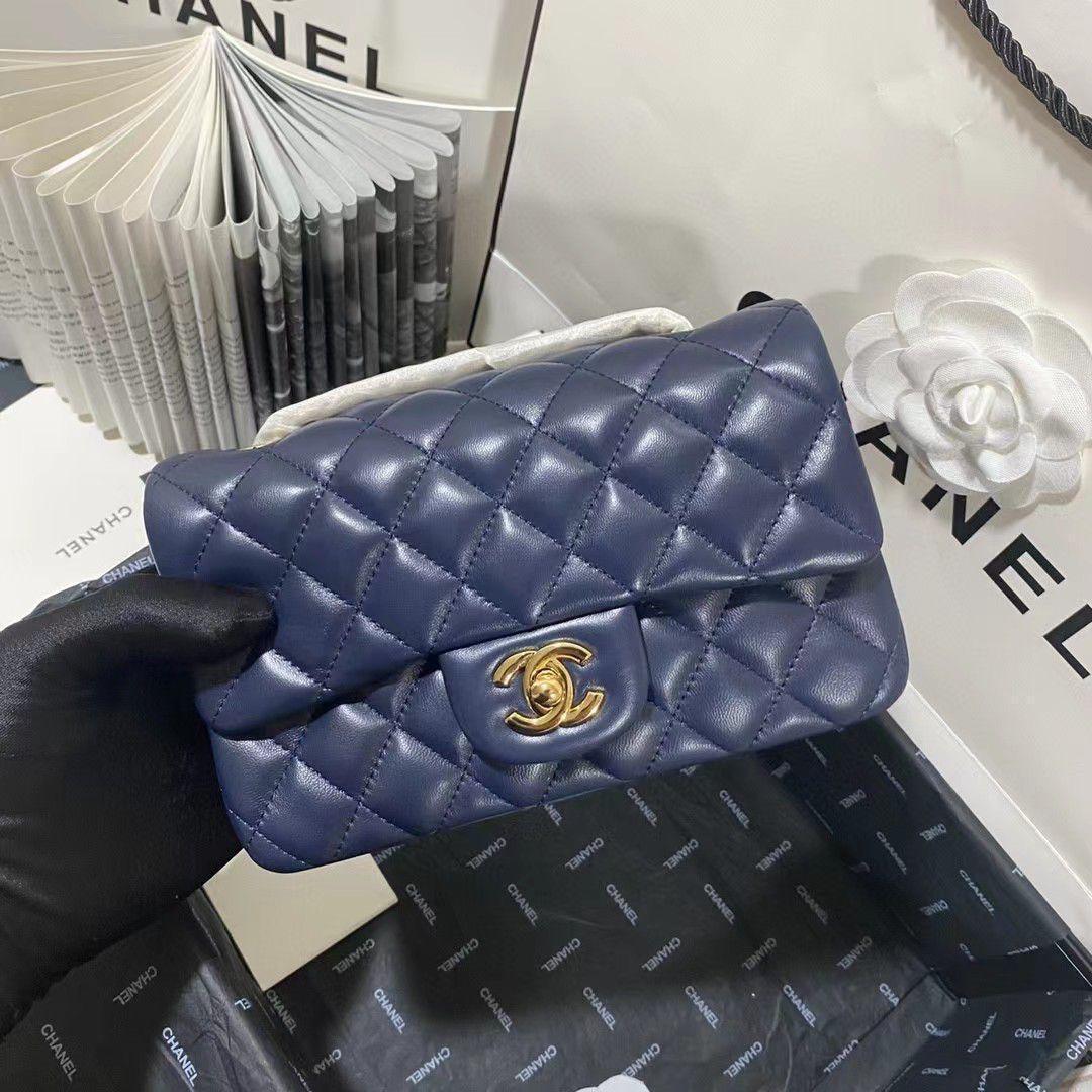 Ladies Chanel bags Lilly Onlines