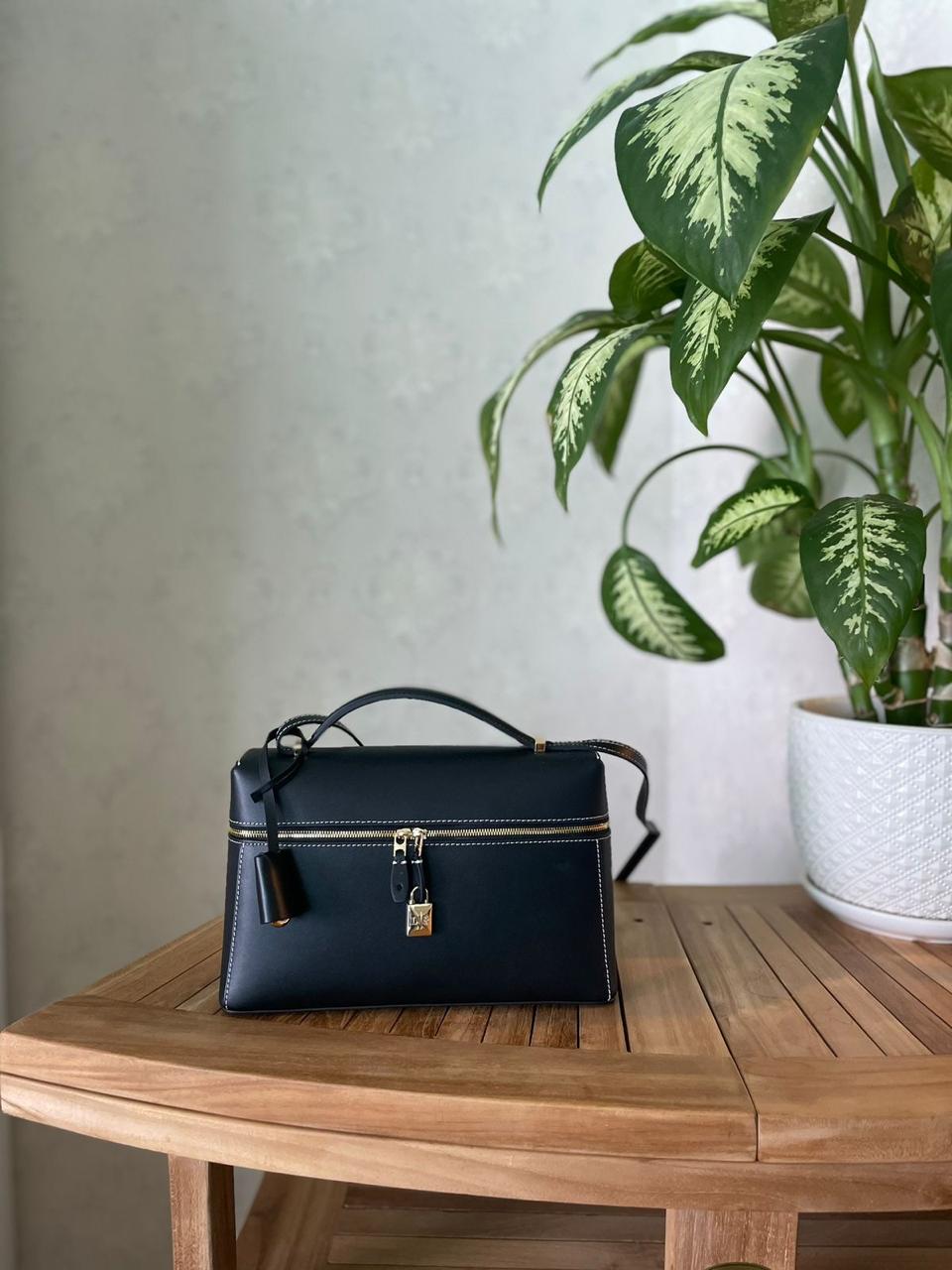 Ladies Loro piana bags Lilly Onlines