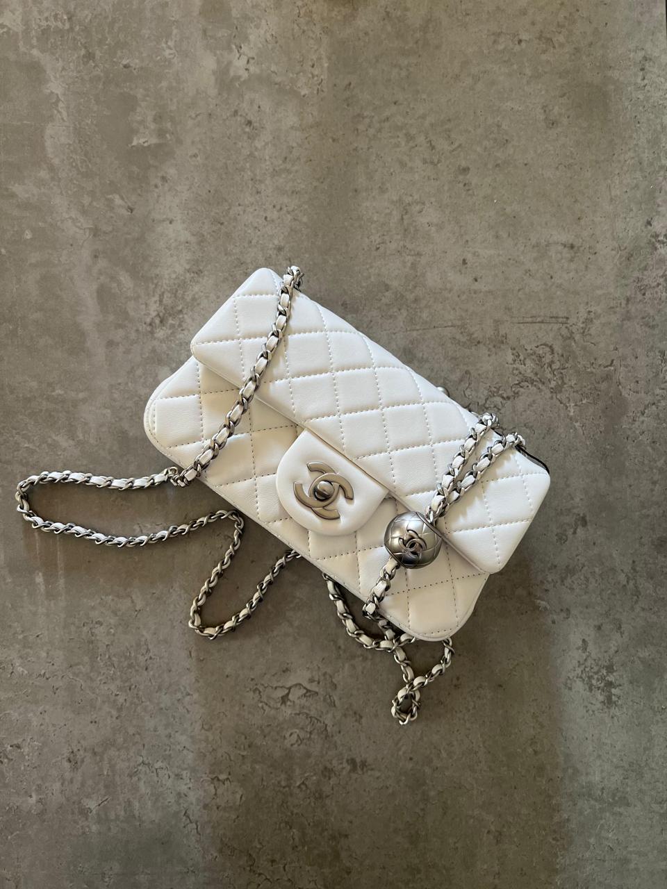 Ladies Chanel bags Lilly Onlines