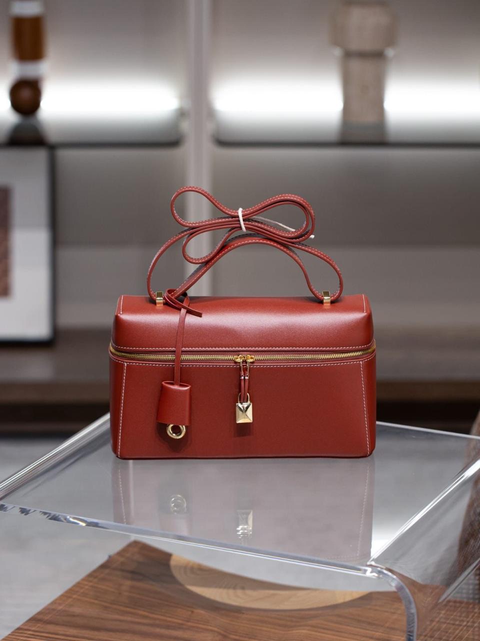 Ladies Loro piana bags Lilly Onlines