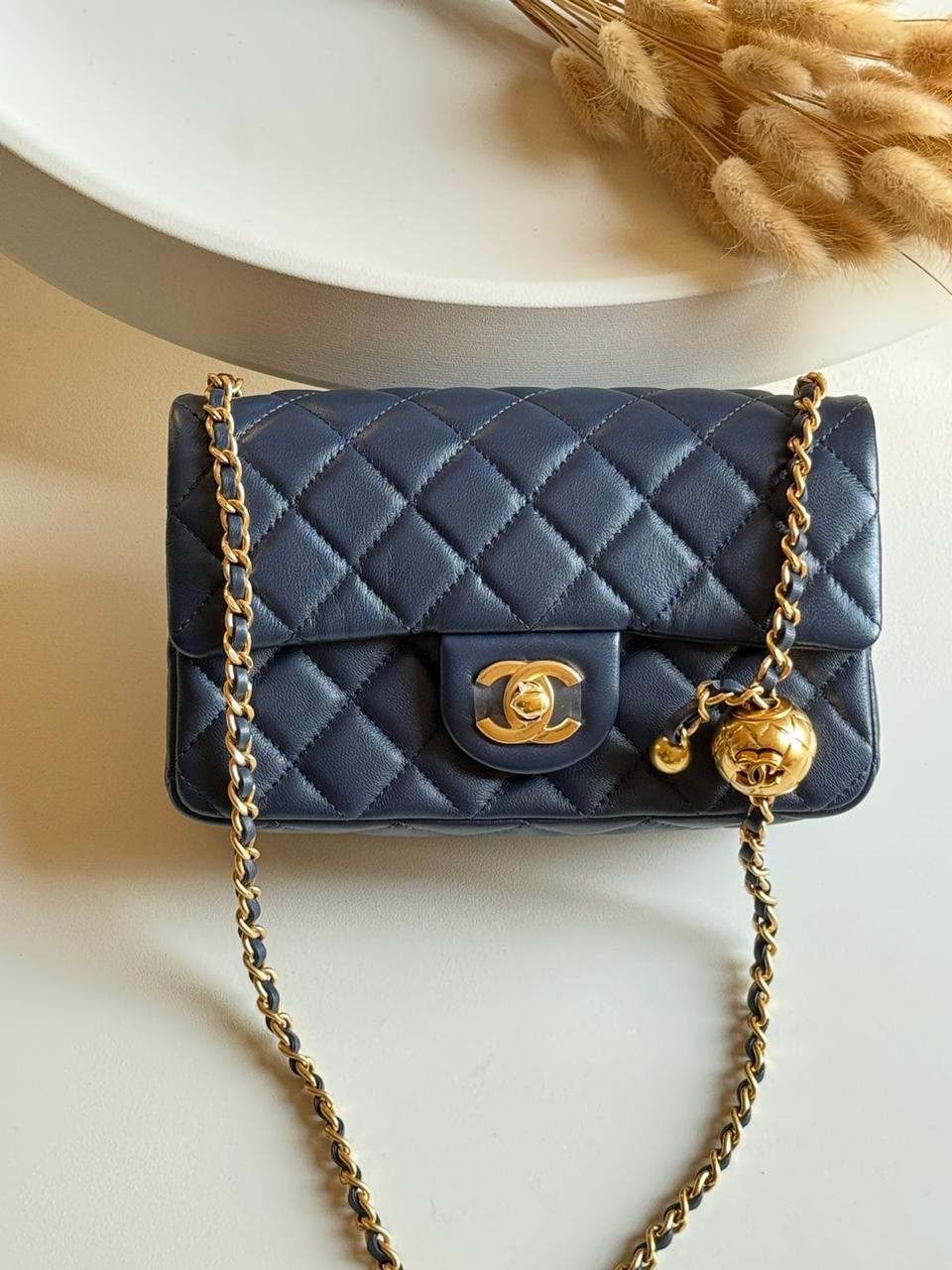 Ladies Chanel bags Lilly Onlines