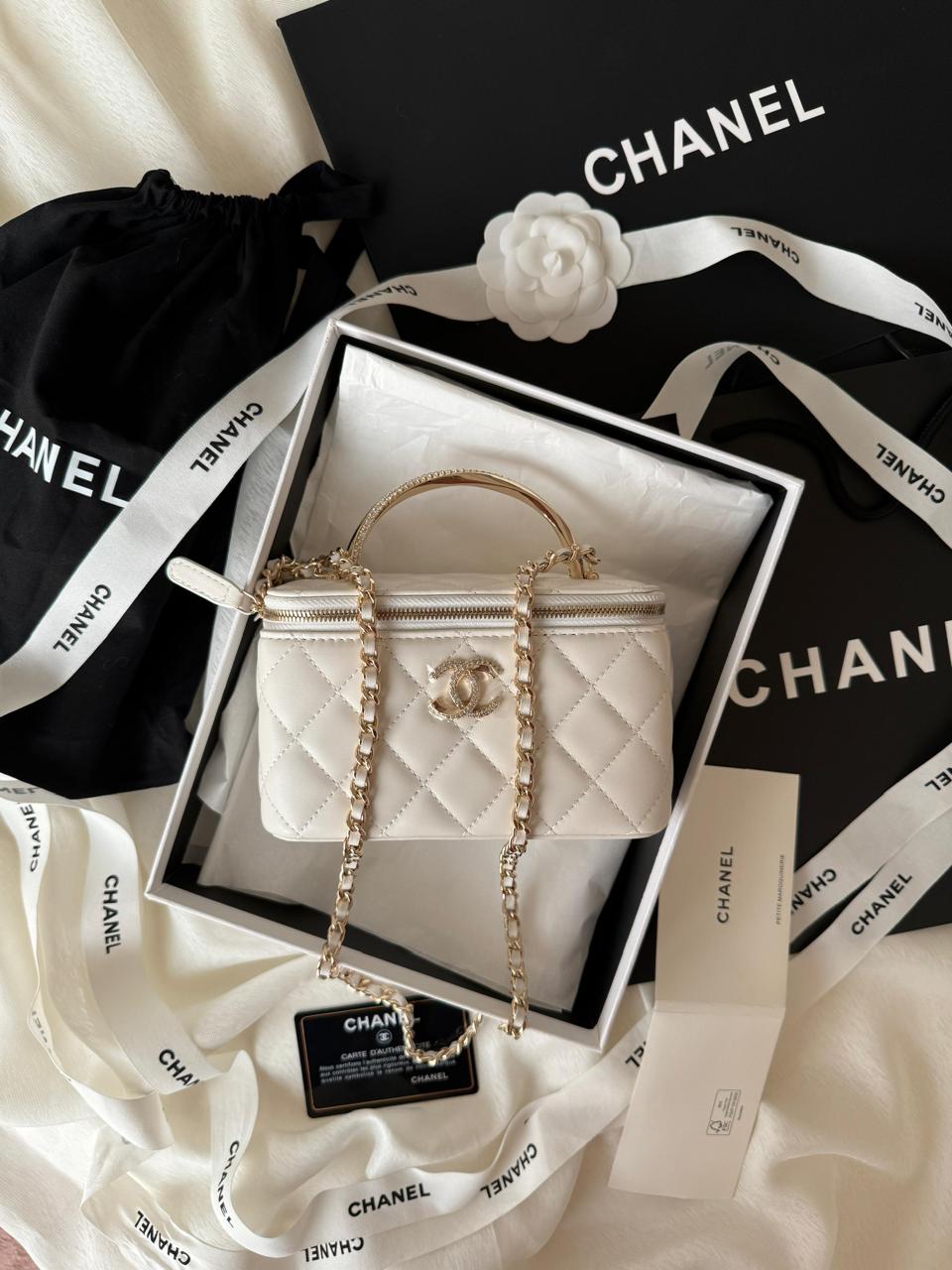 Ladies Chanel bags Lilly Onlines