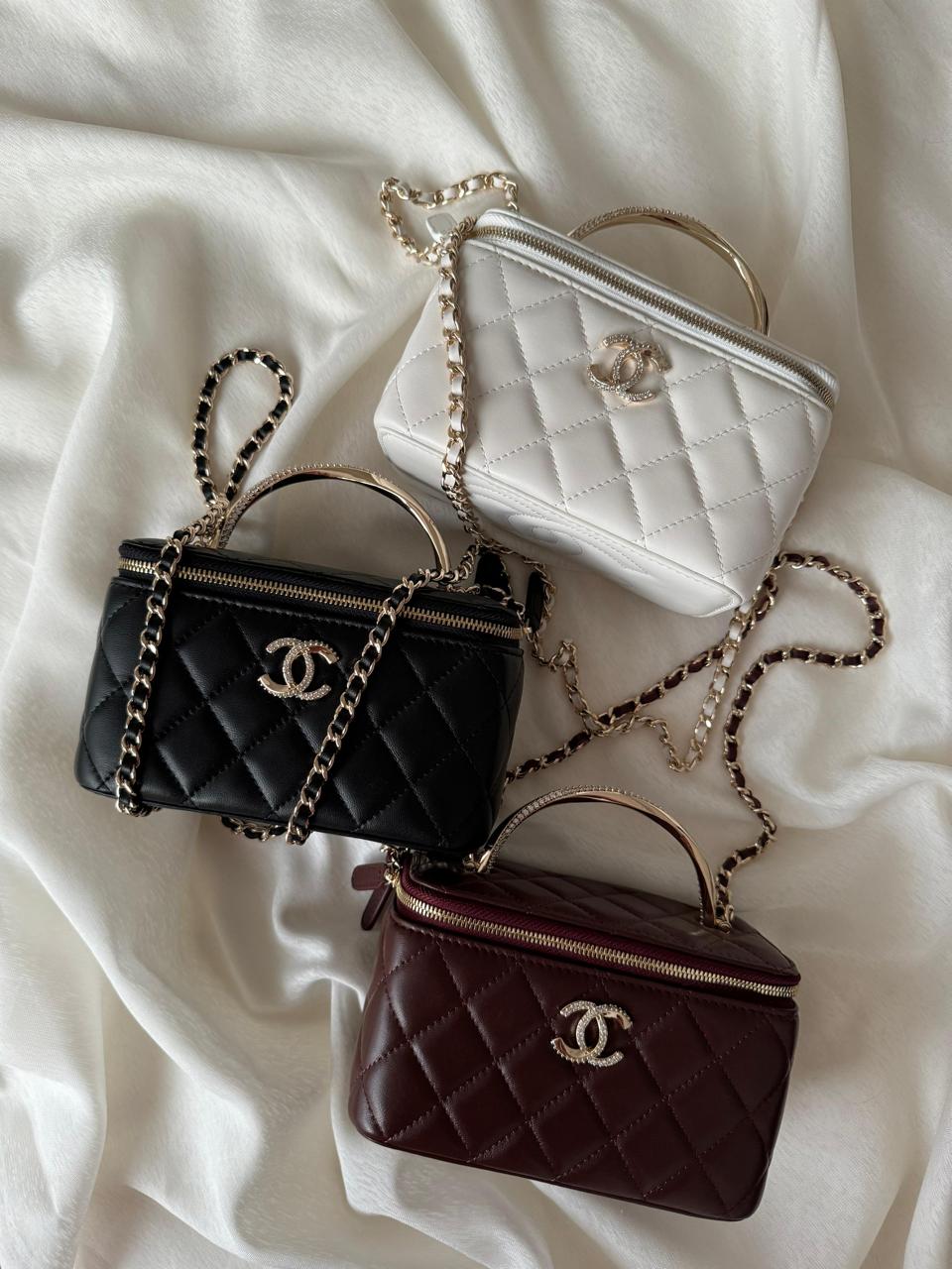 Ladies Chanel bags Lilly Onlines
